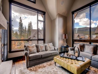 Four Bedroom Upscale Ski Home Perfect for Entertaining
